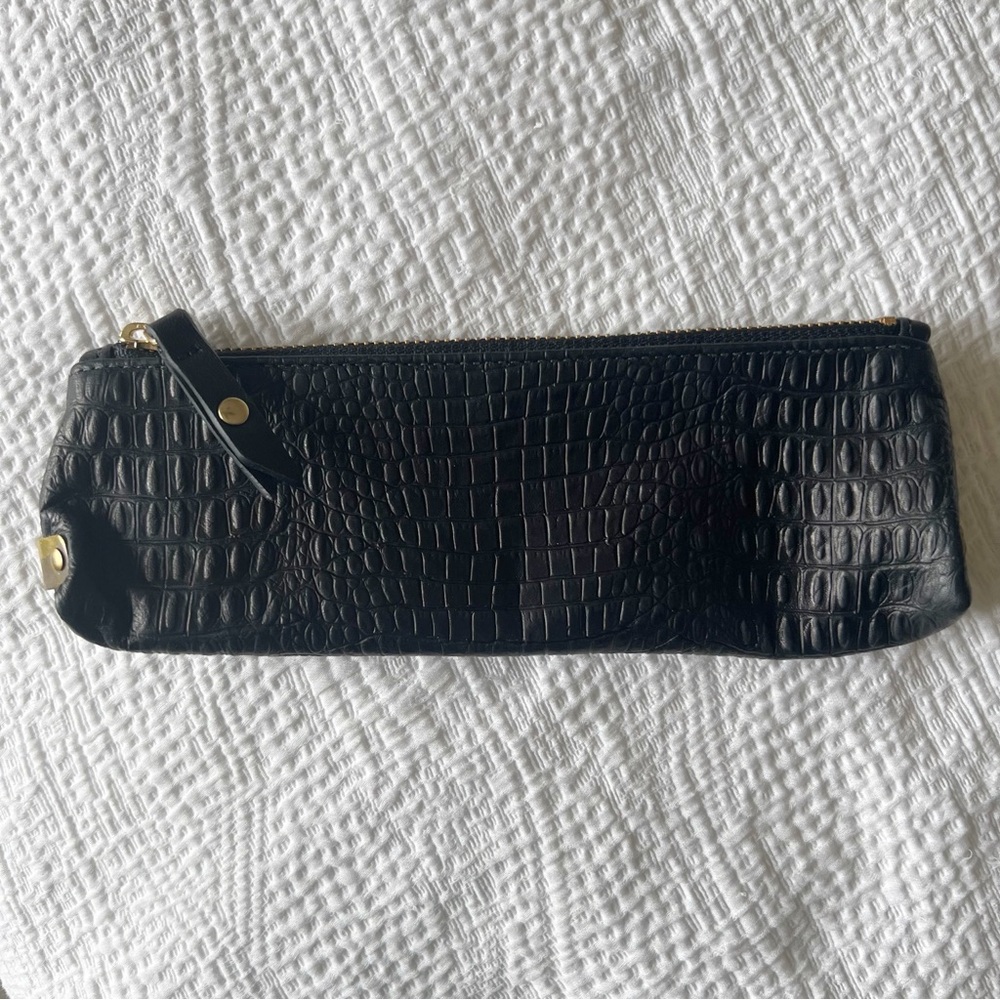 Black Gator Pencil Case